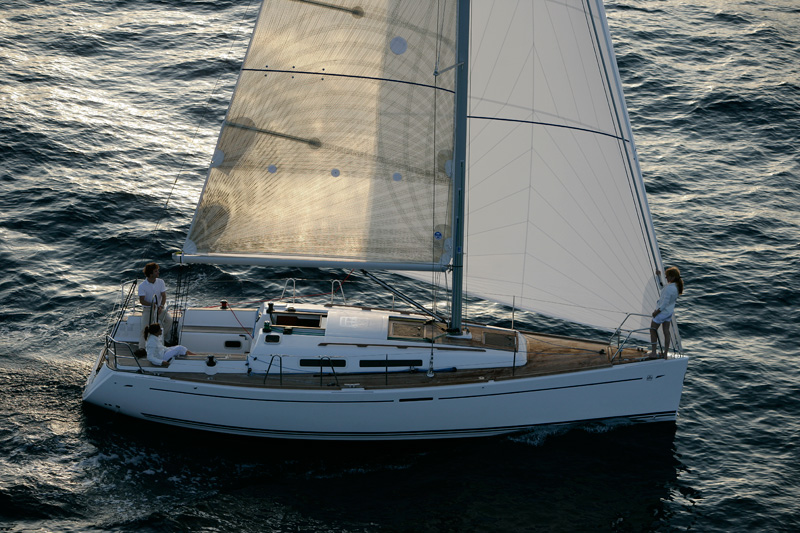 yacht Charter Segel yacht Dufour 34E P 7
